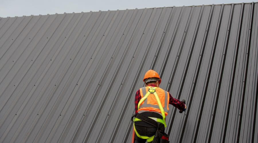 Expert Emergency Roof Repairs services in Grantsburg, IL