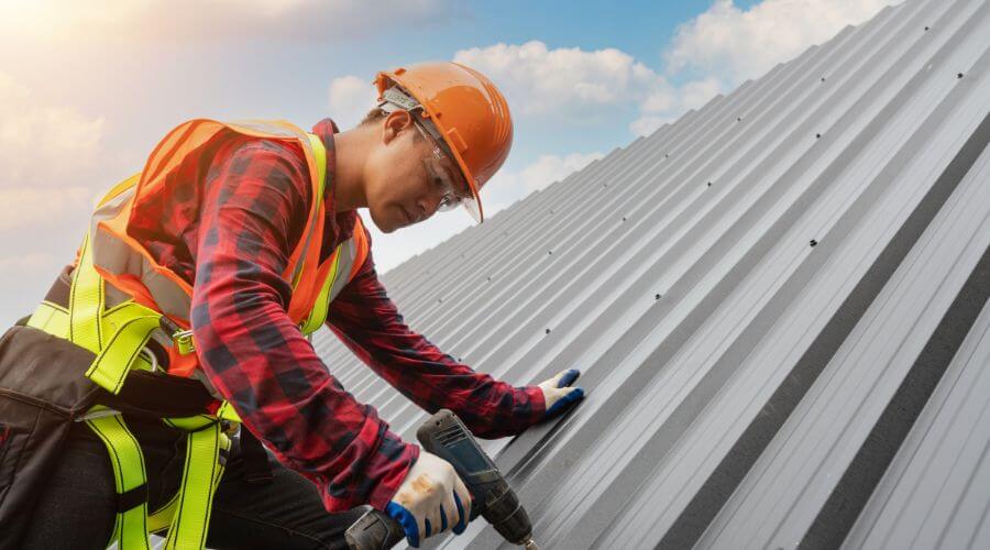 Owens Corning roofing contractor in Grantsburg, IL